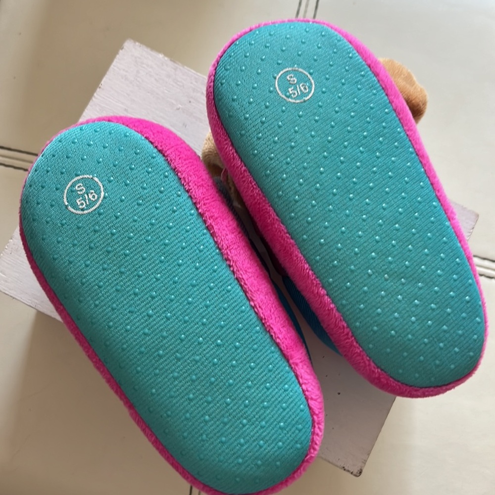 Paw Patrol Girls Slippers Size S 5/6 - Picture 2 of 3